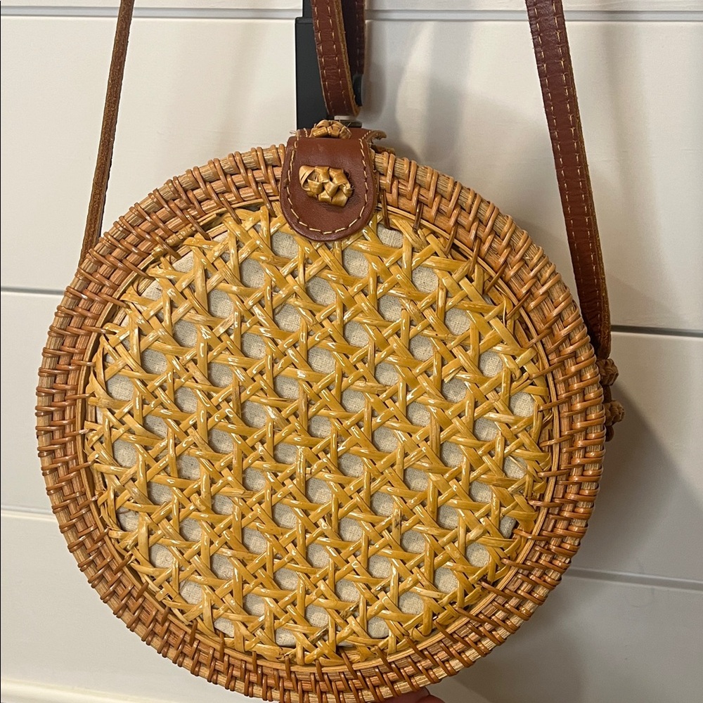Circle Crossbody Bag Wicker Boho Purse - Handmade - Picture 4 of 7